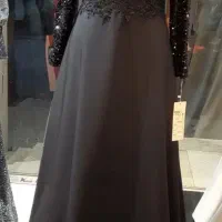 پیراهن مجلسی مزوندوزسایز۴۴و۵۰آکبندپیراهن عباموجوده