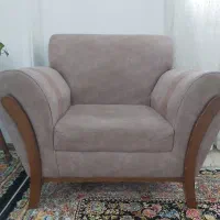 مبل۷نفر.بدون خط و خش روی چوب ،پارگی وساییدگی پارچه
