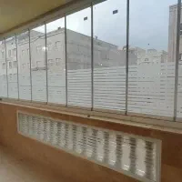 بالکن شیشه‌ای ریلی (شیشه بالکن آکار)