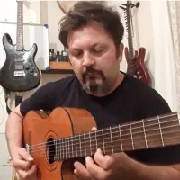 آموزش و تدریس تخصصی گیتار ، خوانندگی