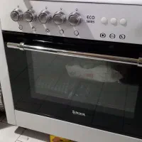 اجاق گاز پنج شعله با فر استفاده نشده
