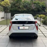 تویوتا پریوس تک برگ سند