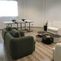 یک اتاق ۱۵ متری از چهار اتاق دفتر موقعیت اداری