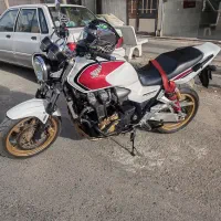 سی بی 1300 موتور سنگین