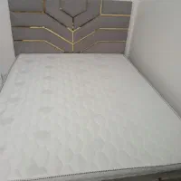 تخت دو نفره در حد نو