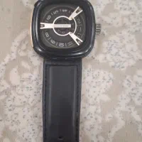 ساعت سون فرایدی درحدنو