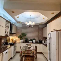 مرزداران ۱۷۰ متر ۳ خ سالن پرده خور بازسازی شده