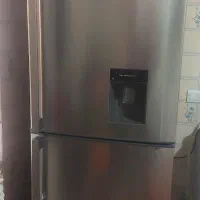 یخچال فریزر رنزو در حد نو