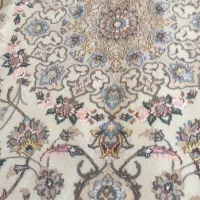 قالیچه اعلا و نفیس اصفهان کرک و ابریشم کاملن  نو