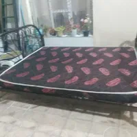 تخت دونفری فلزی باتشک