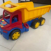 کامیون بزرگ با تحمل ۱۳۰ کیلو