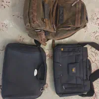 تعدادی کیف به فروش می رسد