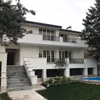 250متری ویلایی /   سه خواب     /     یک از دو