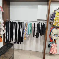 فروش دکور مغازه لباس فروشی