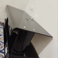 زیر تلوزیون شیشه ای مشکی  بدون خط خش