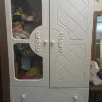 کمد کودک کاملا تمیز و سالم