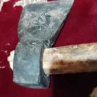 تبر قدیمی جنس چلک