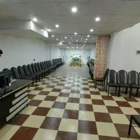 معازه ۱۵۰ متری دارای سرویس بهداشتی کوچه ارایشگاها