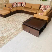مبل راحتی و میز عسلی