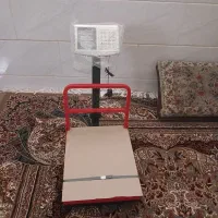 ترازو۳۰۰کیلویی