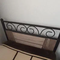 تخت خواب یکنفره