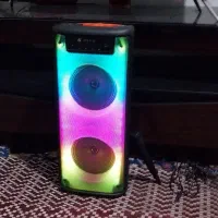 اسپیکر بزورگ