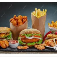نیازمند نیرو خانم در فست فود دوشیفت