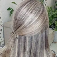 نیازمند مدل برای رنگ مو برای کلیه تکنیک ها