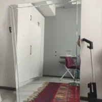 ایینه یک در یک و نیم