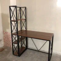 میز تحریر چوبی همراه با قفسه