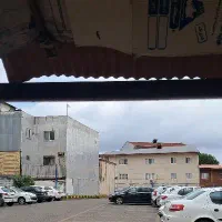 صندوقدار خانوم در پارکینگ