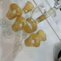 تنگ و ۵ عدد جام ترک