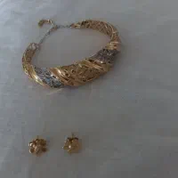 فروش دستبند و گوشواره