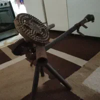 سه عدد شعله گاز فشار قوی ویک عدد سه پایه