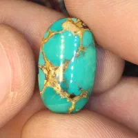 انواع فیروزه عنکبوتی و رگه طلایی برای انگشتری ۲