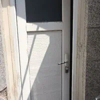درب سرویس بهداشتی