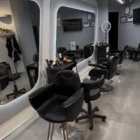 دعوت به همکاری آرایشگر آقا و دستیار آرایشگر
