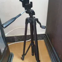 سه پایه دوربین