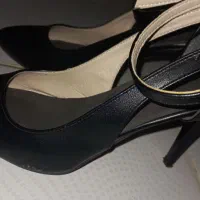 کفش پاشنه دار زنانه