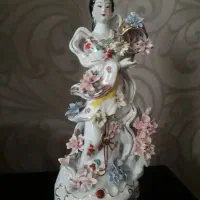 مجسمه چینی آنتیک