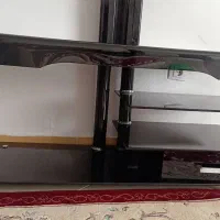 میز تلویزیون شیشه ای