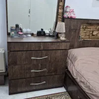 تخت دونفره کاملا سالم و بدون ایراد