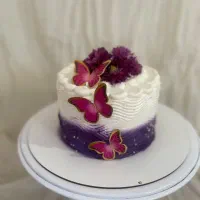 کیک آماده برای فروش