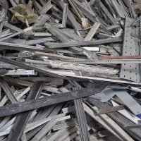 خریدفروش ضایعات تیرآهن لوله داربست ورق شروانی قوطی