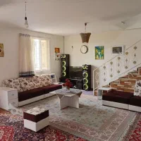 شهرک دانشگاه / ویلایی دوبلکس / خوش نقشه / تمیز