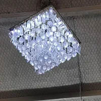 لوستر و چراغ آویز