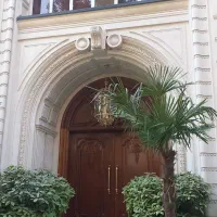 ۲۱۰ متر خاص و زیر قیمت