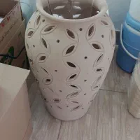 گلدان سفالی و گلدان شیشه ای بامبو