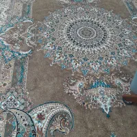 یک جفت فرش ۷۰۰ شانه