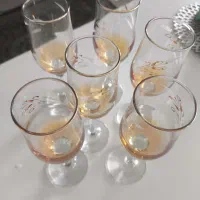 گیلاسی طلایی